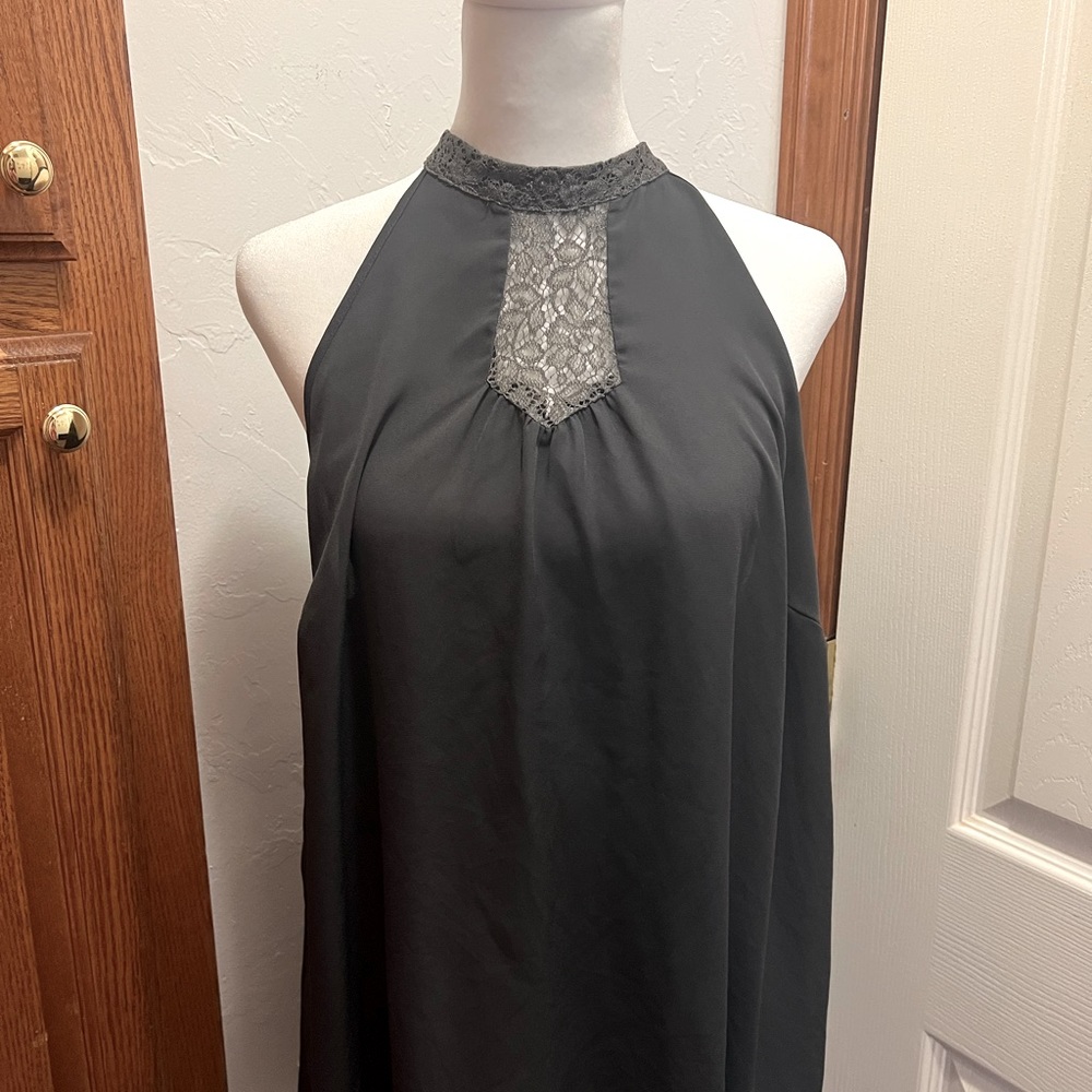 Torrid size 1 gray dressy tank